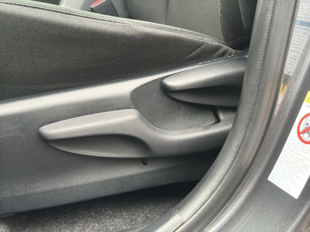 2018 Toyota RAV4 view 6