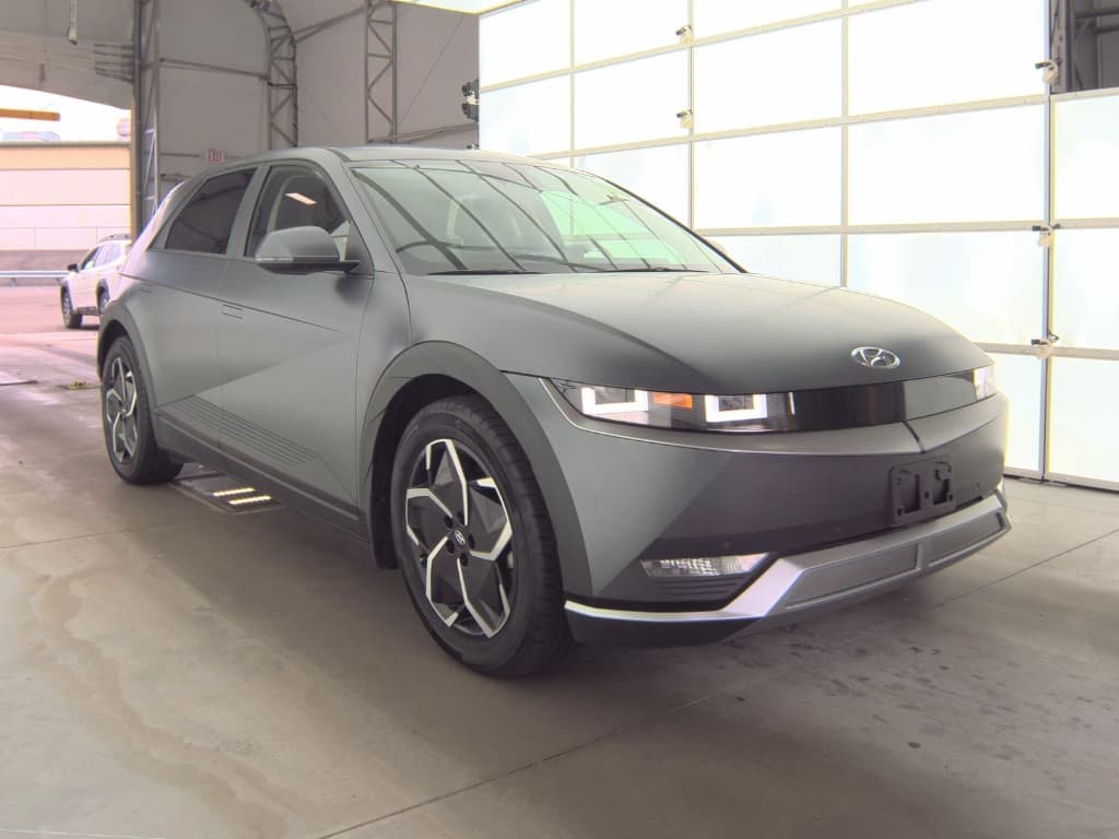 2024 Hyundai IONIQ 5 view 2