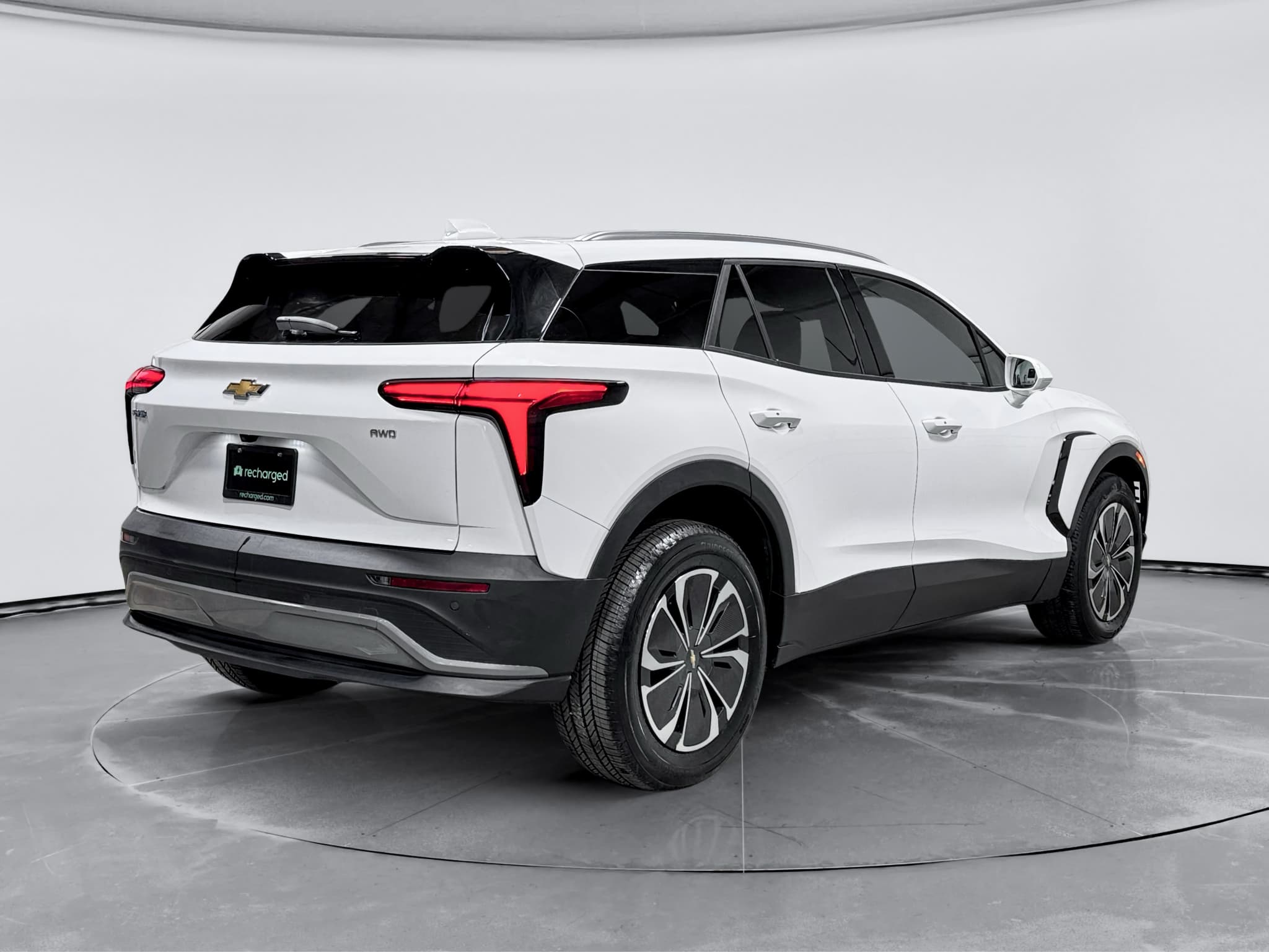 2024 Chevrolet Blazer EV view 3