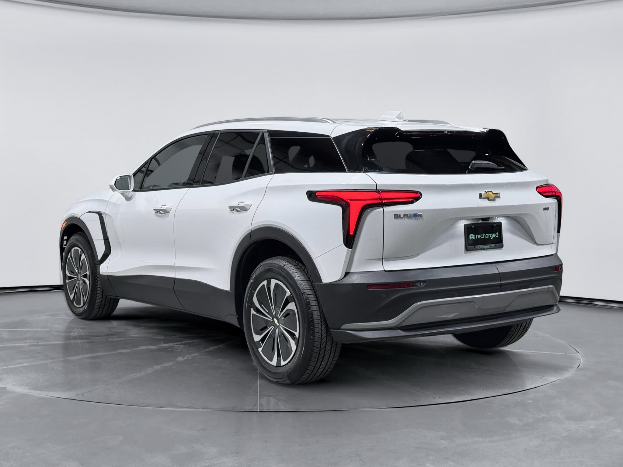 2024 Chevrolet Blazer EV view 2