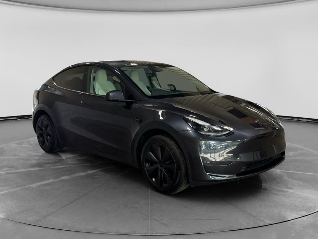 2025 Tesla Model Y view 3
