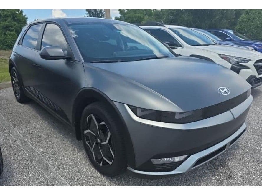 2024 Hyundai IONIQ 5 view 2