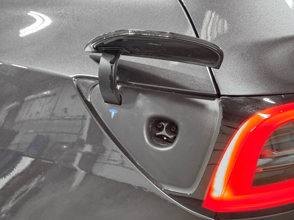 2025 Tesla Model Y view 5
