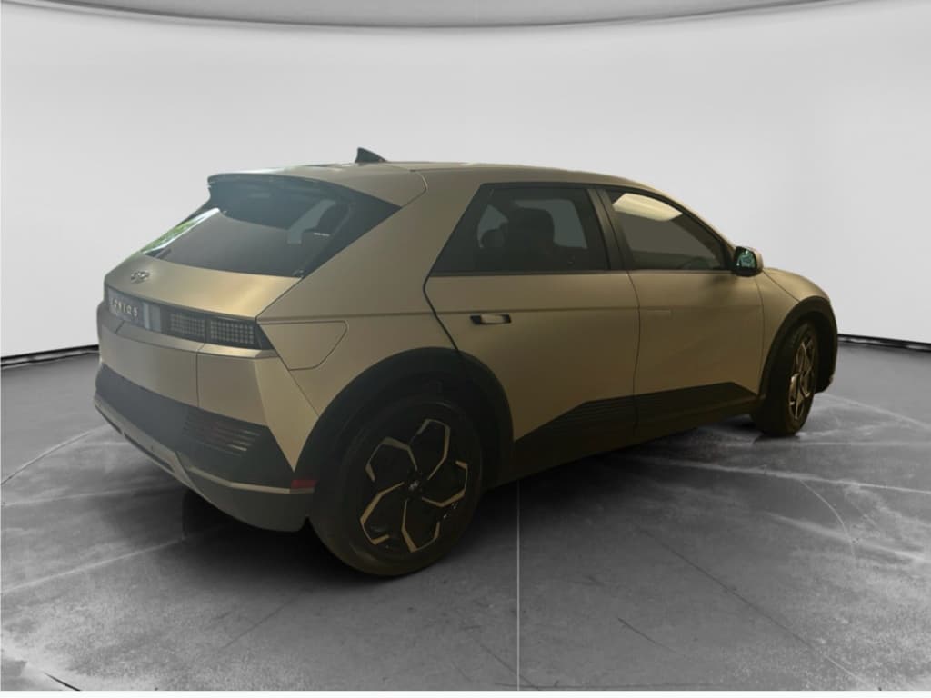 2024 Hyundai IONIQ 5 view 4