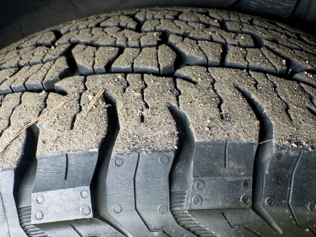 2021 Tesla Model Y view 32