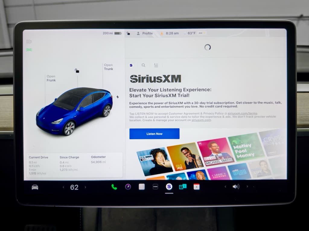 2021 Tesla Model Y view 14