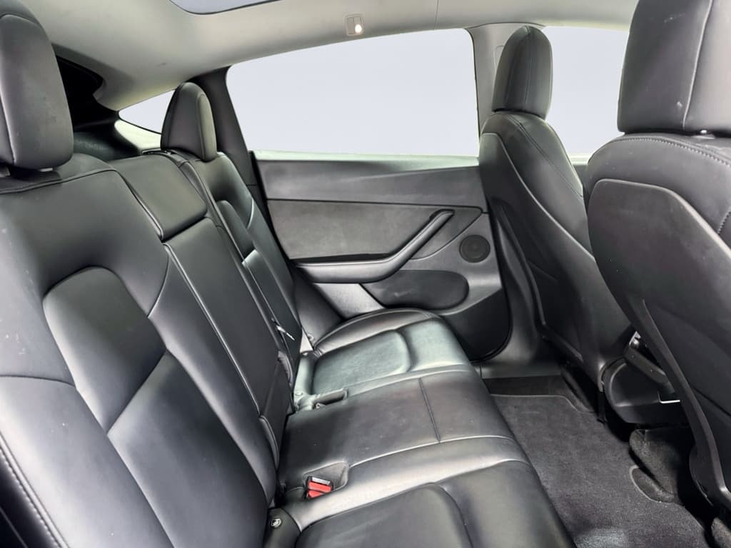 2021 Tesla Model Y view 22