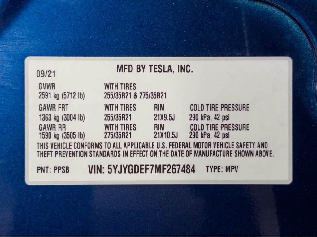 2021 Tesla Model Y view 29