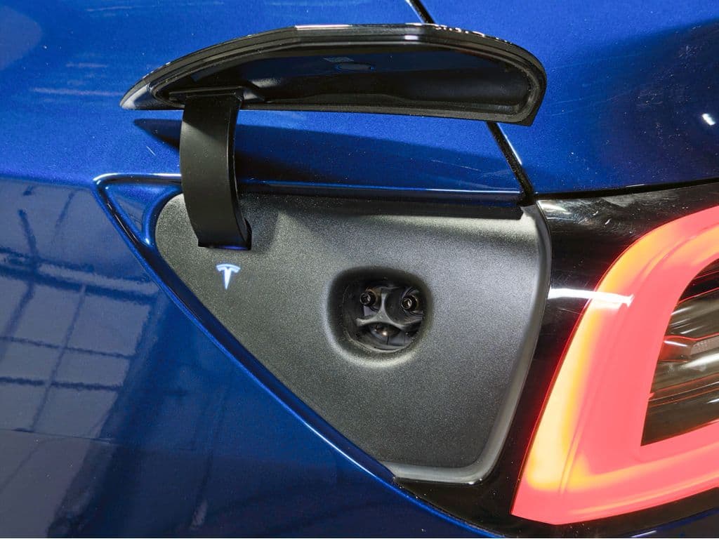 2021 Tesla Model Y view 5