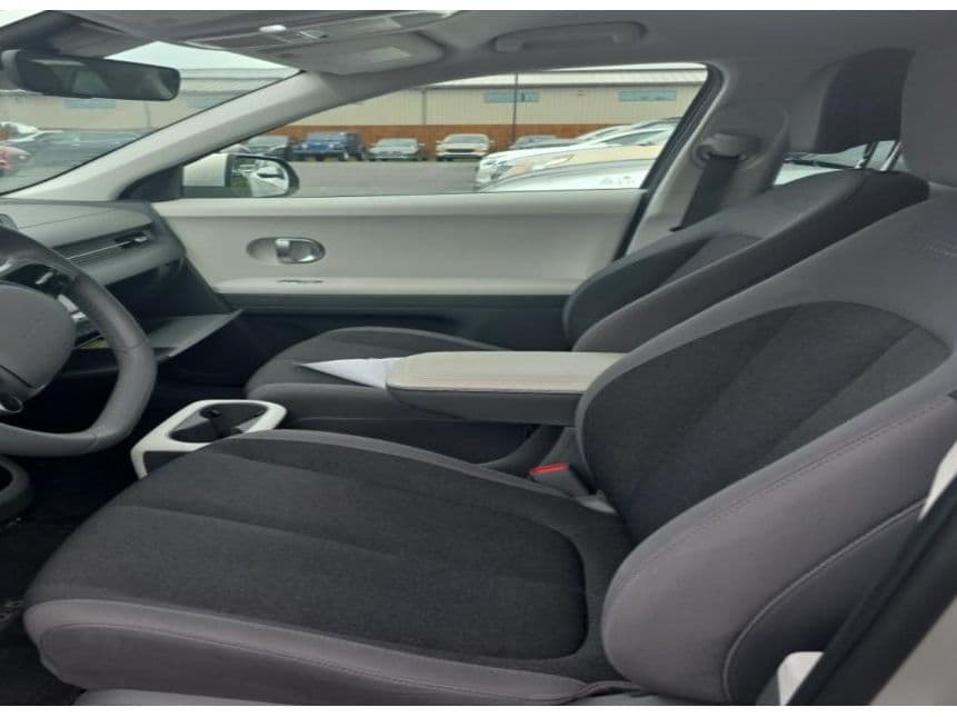 2024 Hyundai IONIQ 5 view 5
