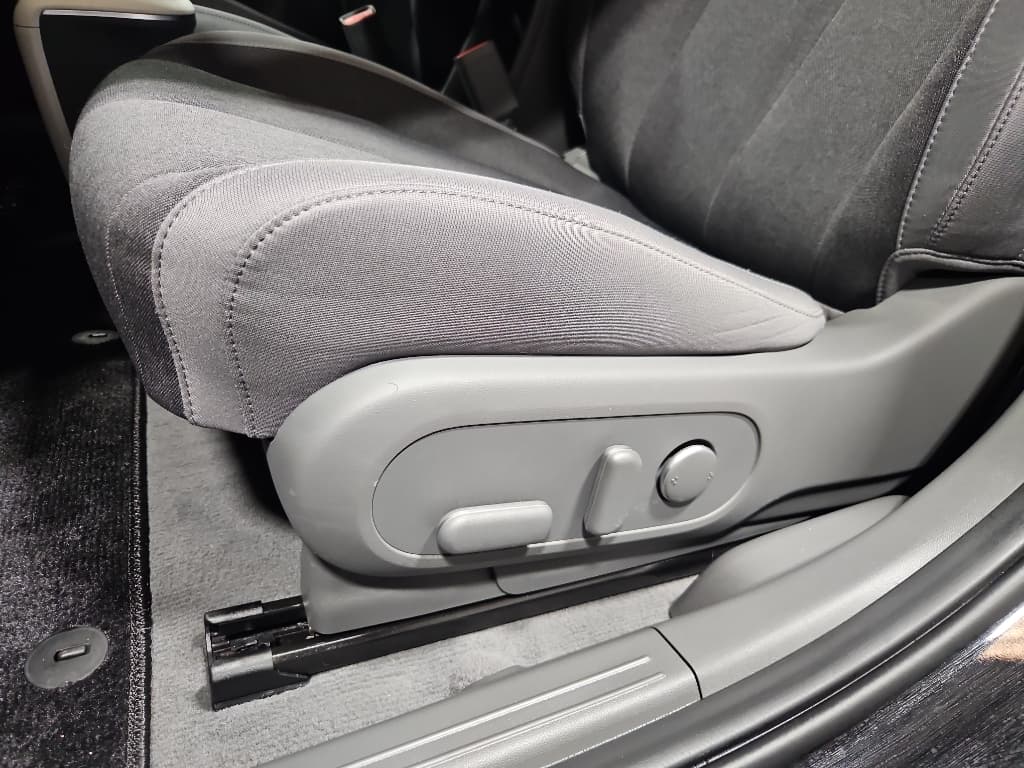 2024 Hyundai IONIQ 5 view 6