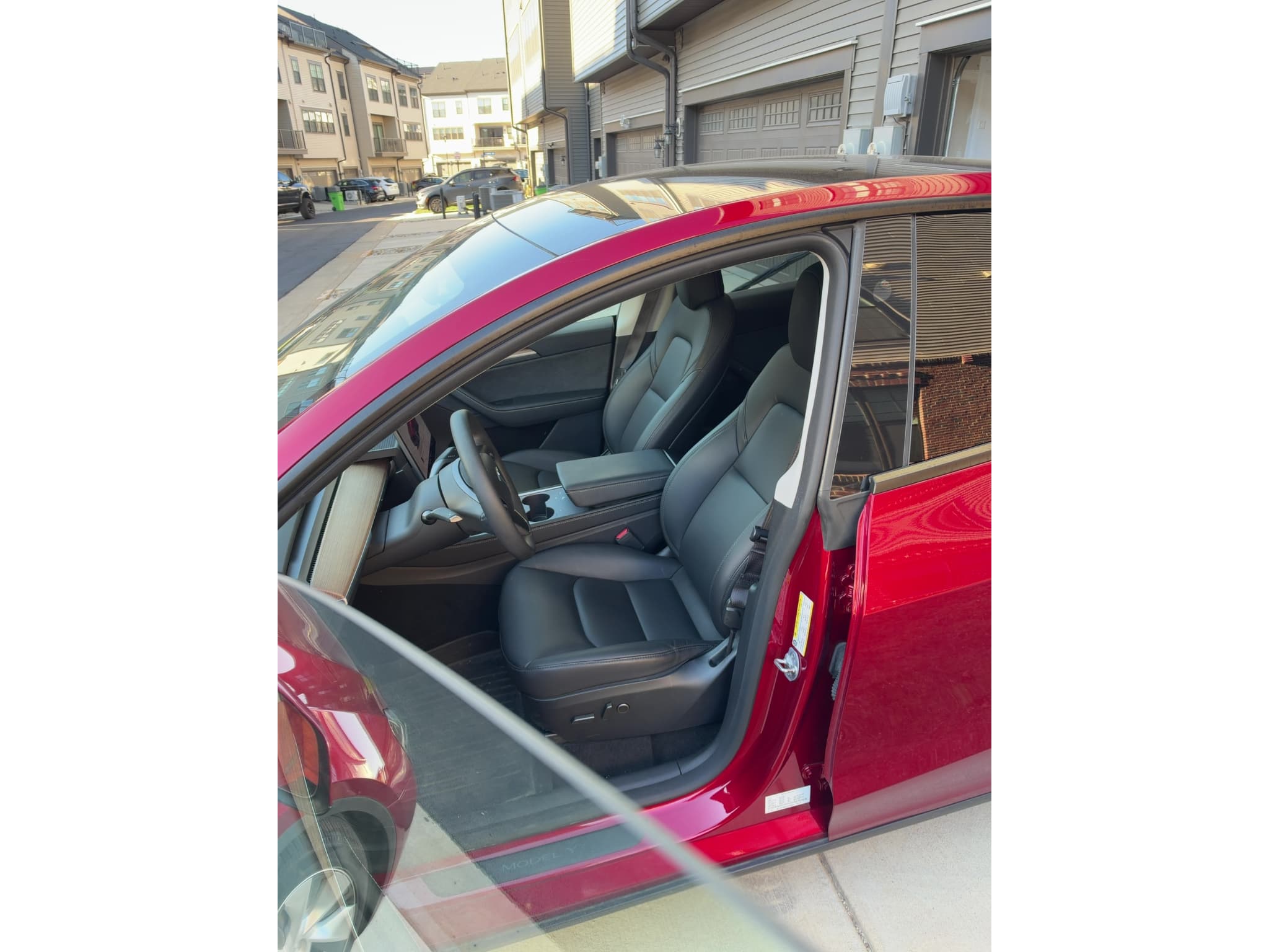 2024 Tesla Model Y view 5