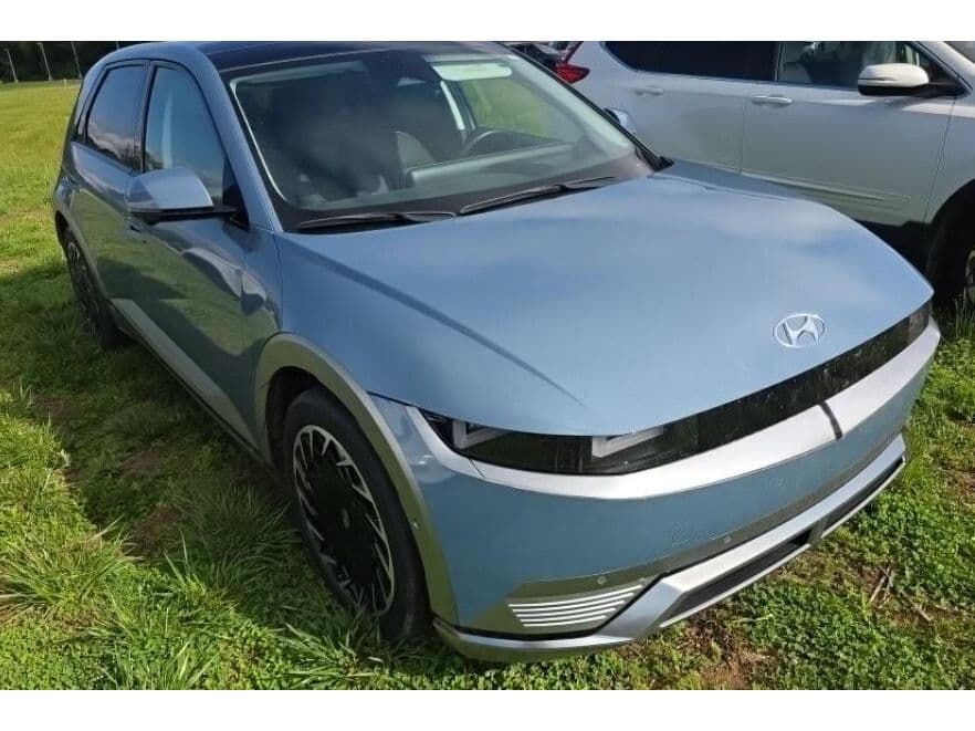 2024 Hyundai IONIQ 5 view 2