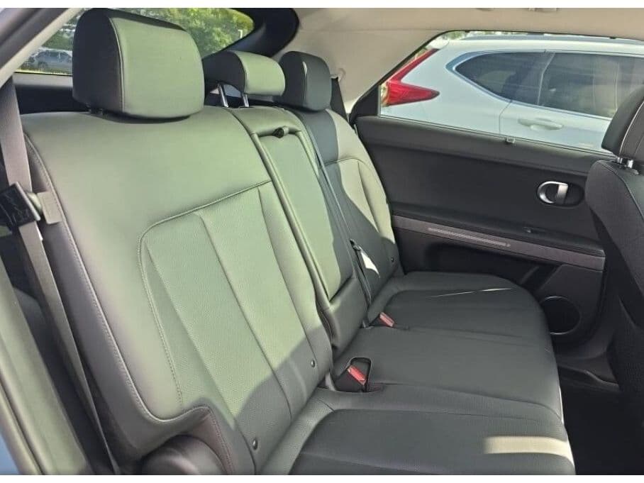 2024 Hyundai IONIQ 5 view 6