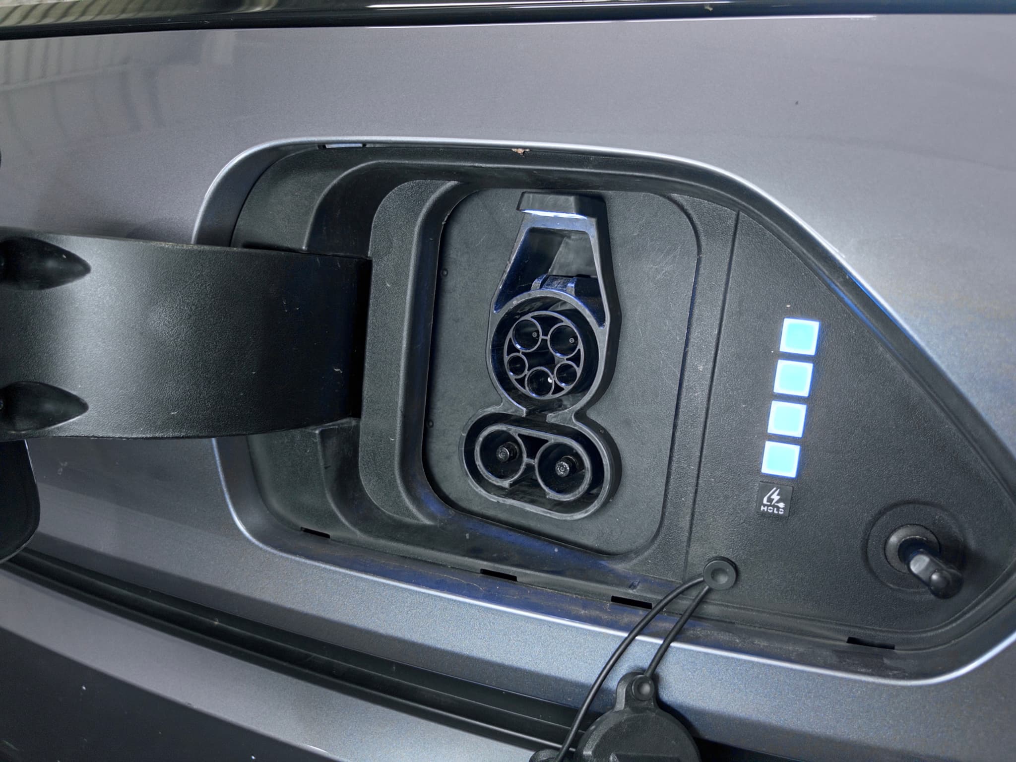 2024 Hyundai IONIQ 5 view 5