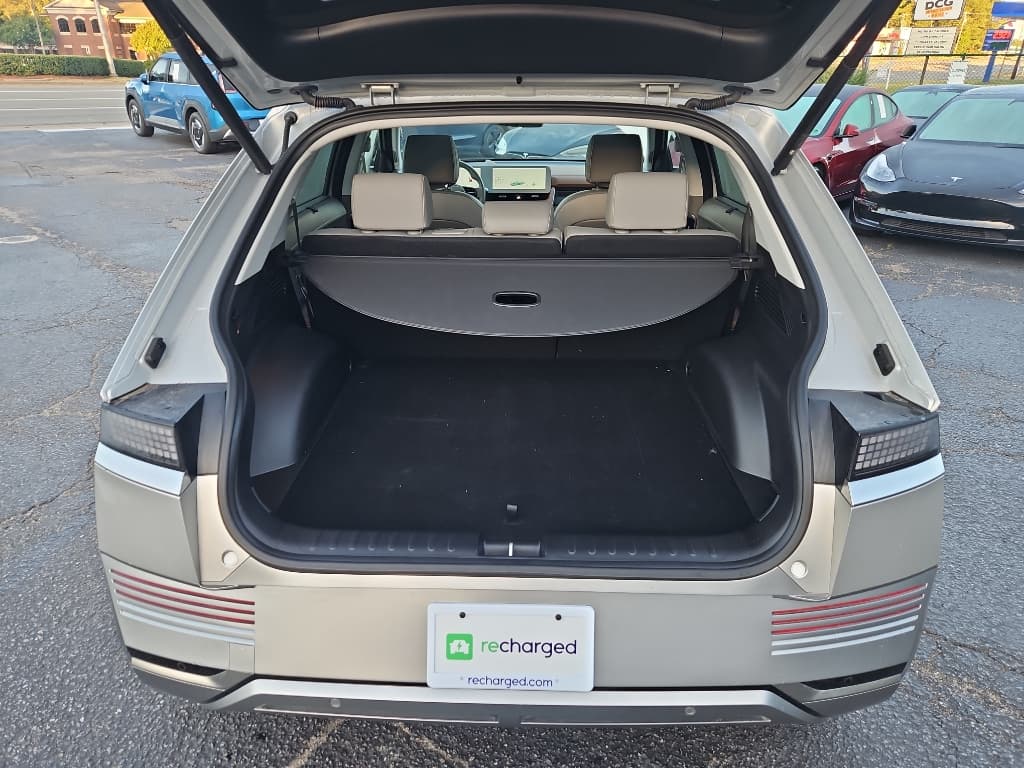 2024 Hyundai IONIQ 5 view 27