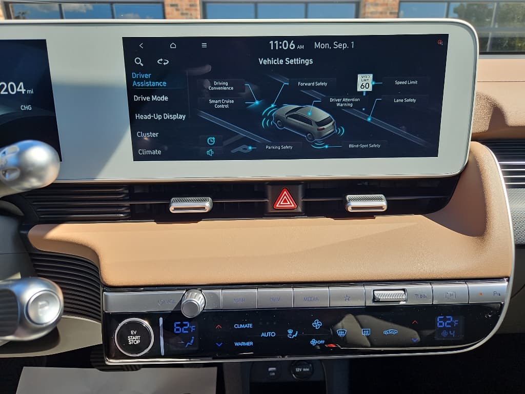 2024 Hyundai IONIQ 5 view 15