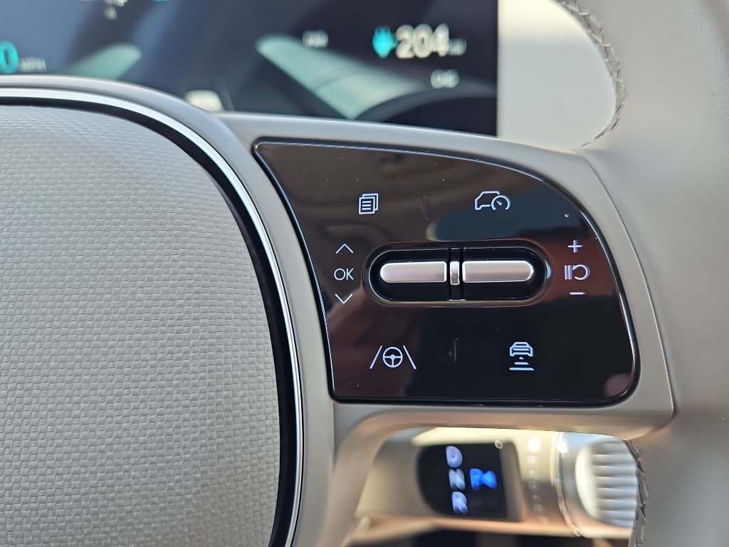 2024 Hyundai IONIQ 5 view 10