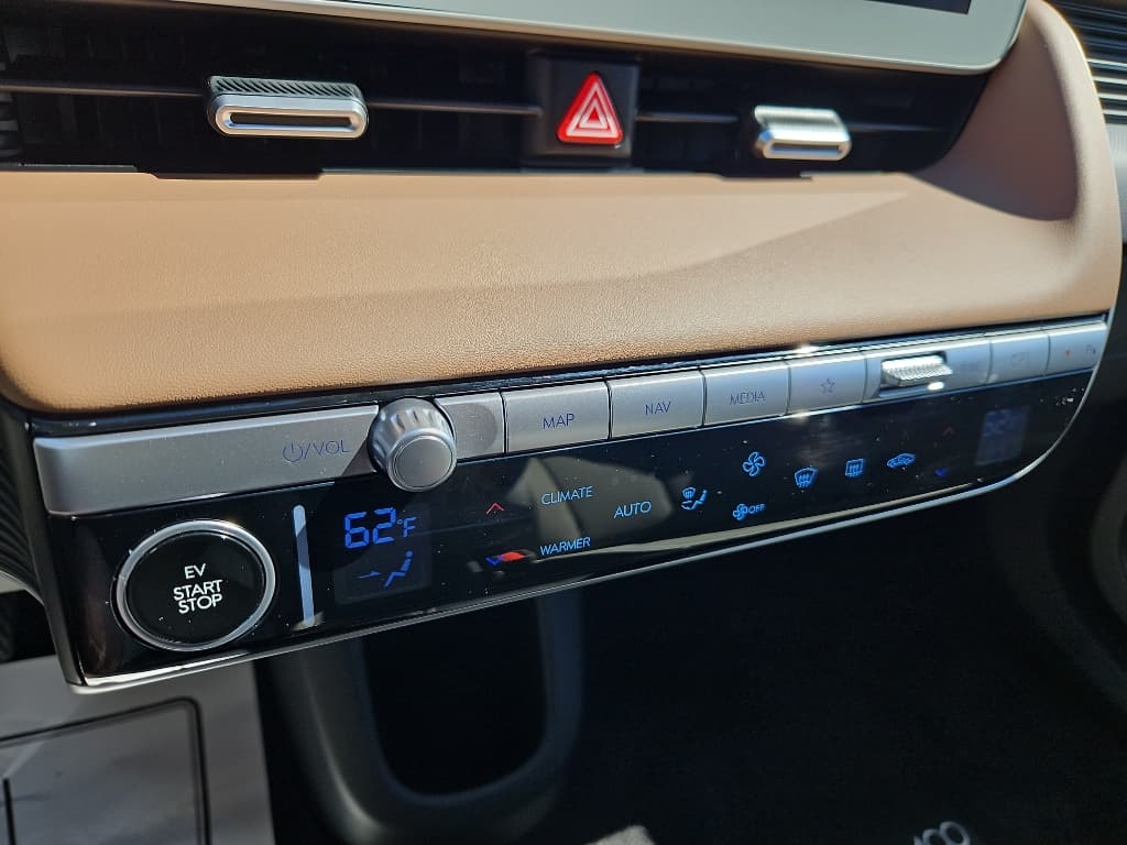 2024 Hyundai IONIQ 5 view 17