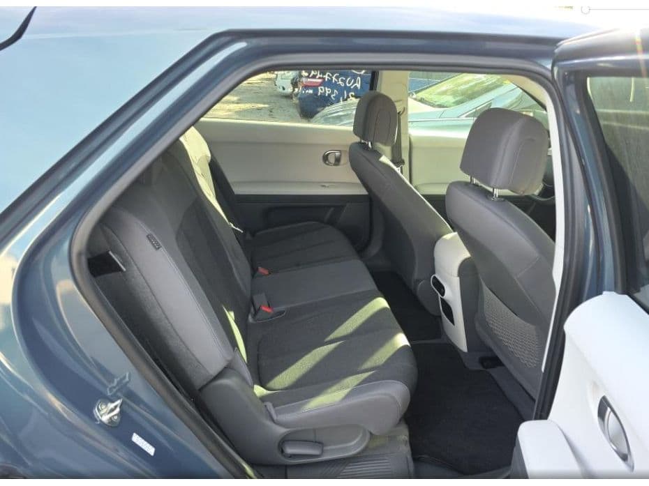 2024 Hyundai IONIQ 5 view 4