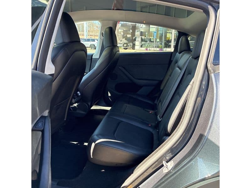 2024 Tesla Model Y view 6