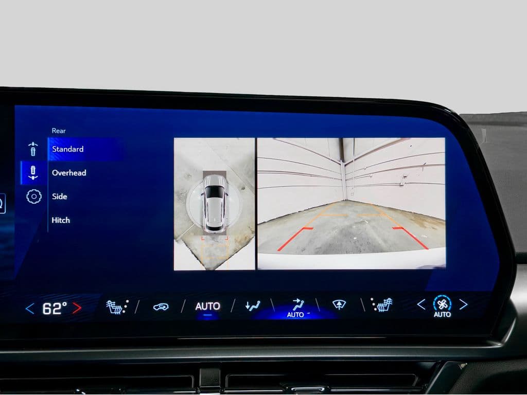 2024 Chevrolet Equinox EV view 14