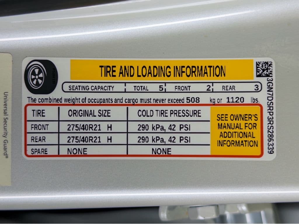2024 Chevrolet Equinox EV view 28