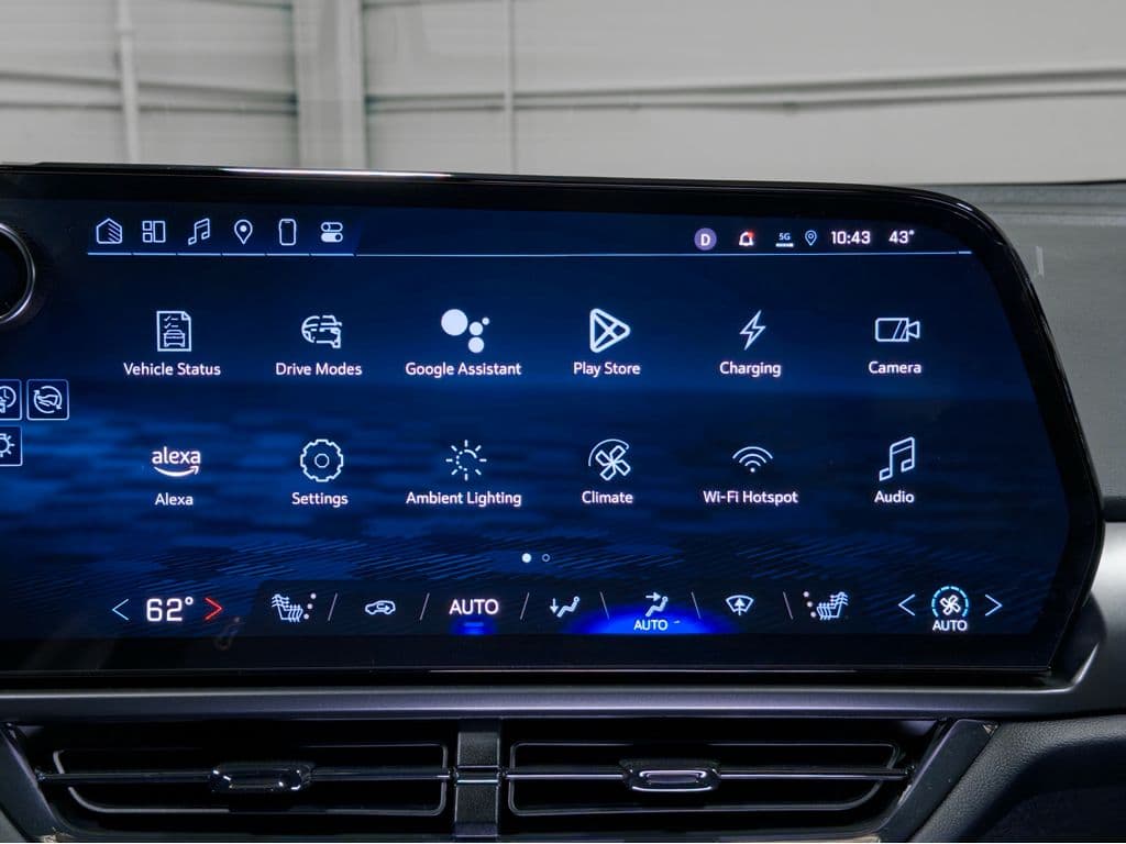 2024 Chevrolet Equinox EV view 11