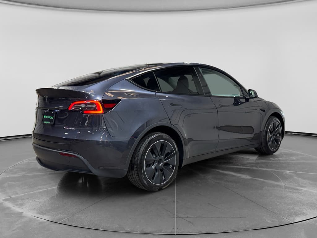 2024 Tesla Model Y view 3