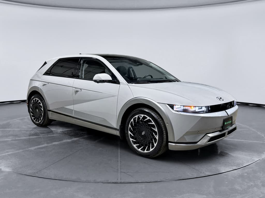 2024 Hyundai IONIQ 5 view 4