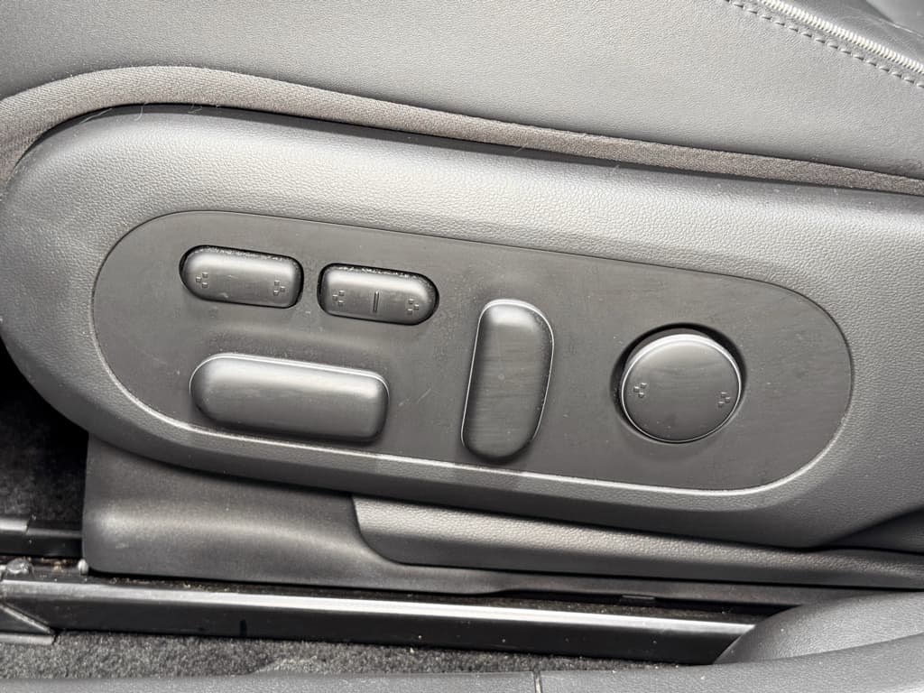 2024 Hyundai IONIQ 5 view 7