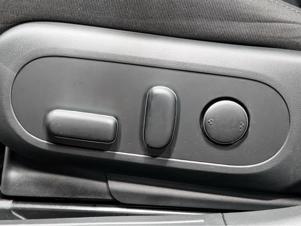 2024 Hyundai IONIQ 5 view 6