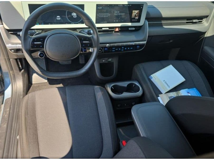 2024 Hyundai IONIQ 5 view 5