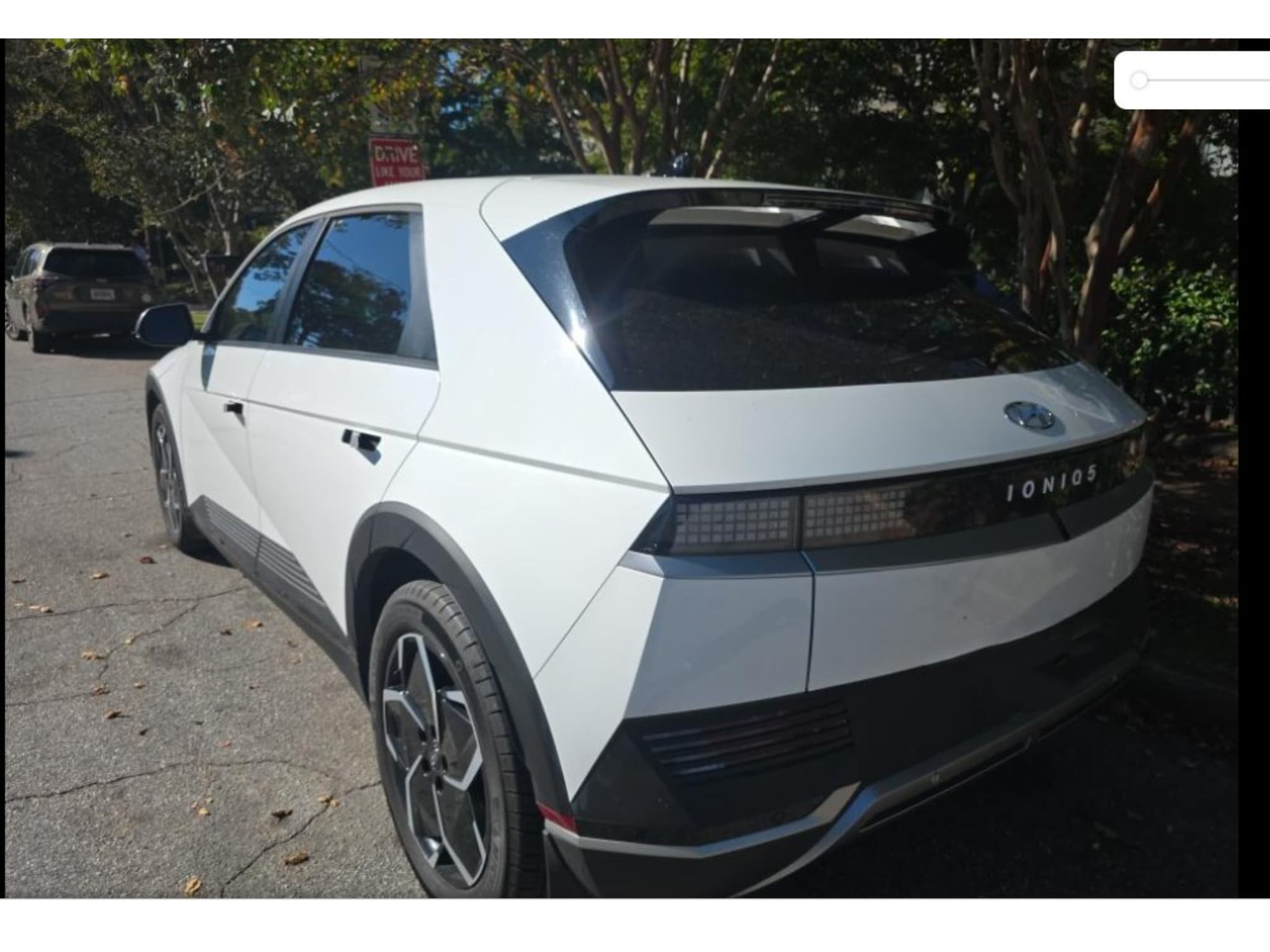 2024 Hyundai IONIQ 5 view 2