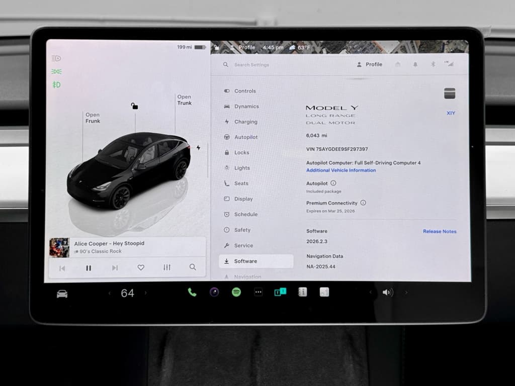 2025 Tesla Model Y view 11