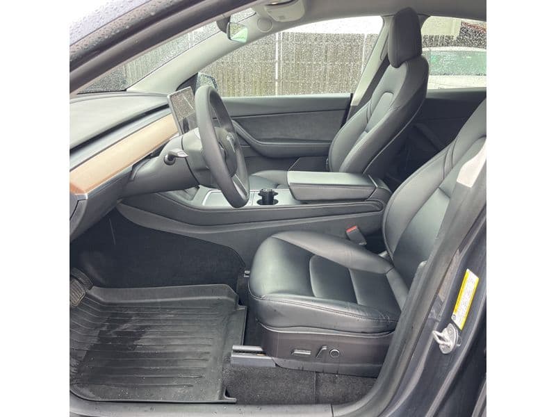 2021 Tesla Model Y view 5