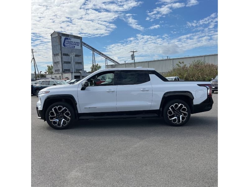 2024 Chevrolet Silverado EV