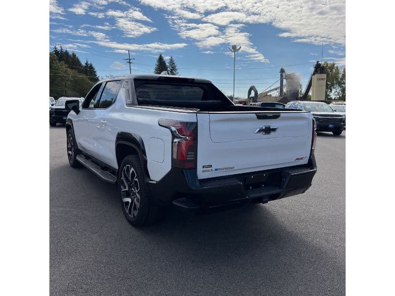 2024 Chevrolet Silverado EV view 2
