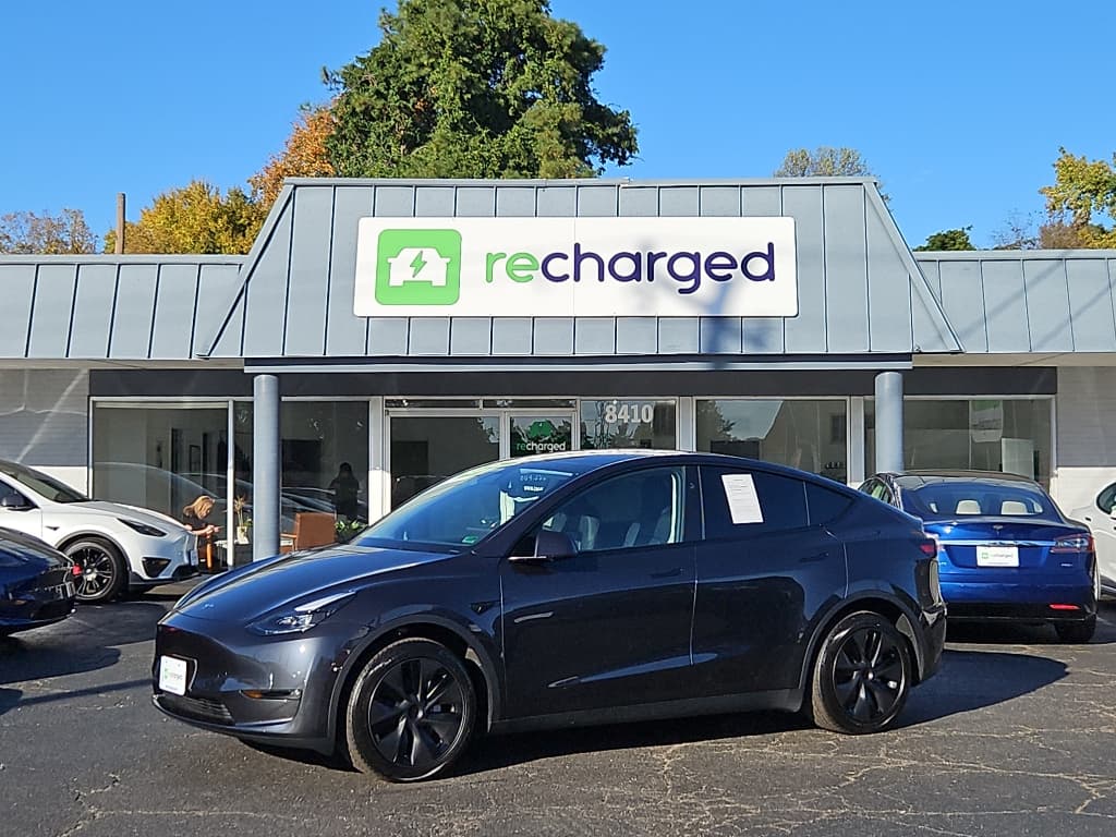2025 Tesla Model Y