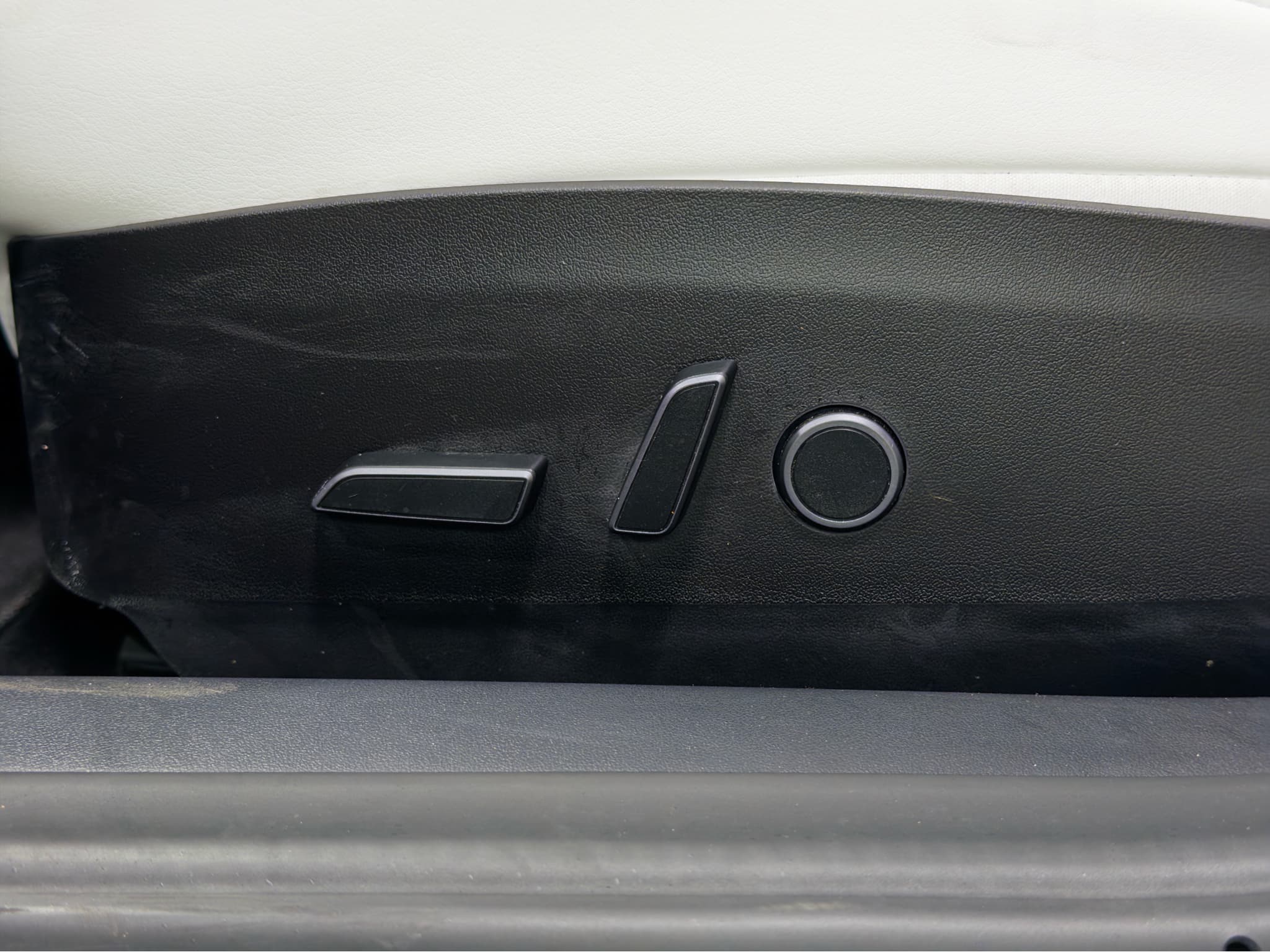 2022 Tesla Model 3 view 6