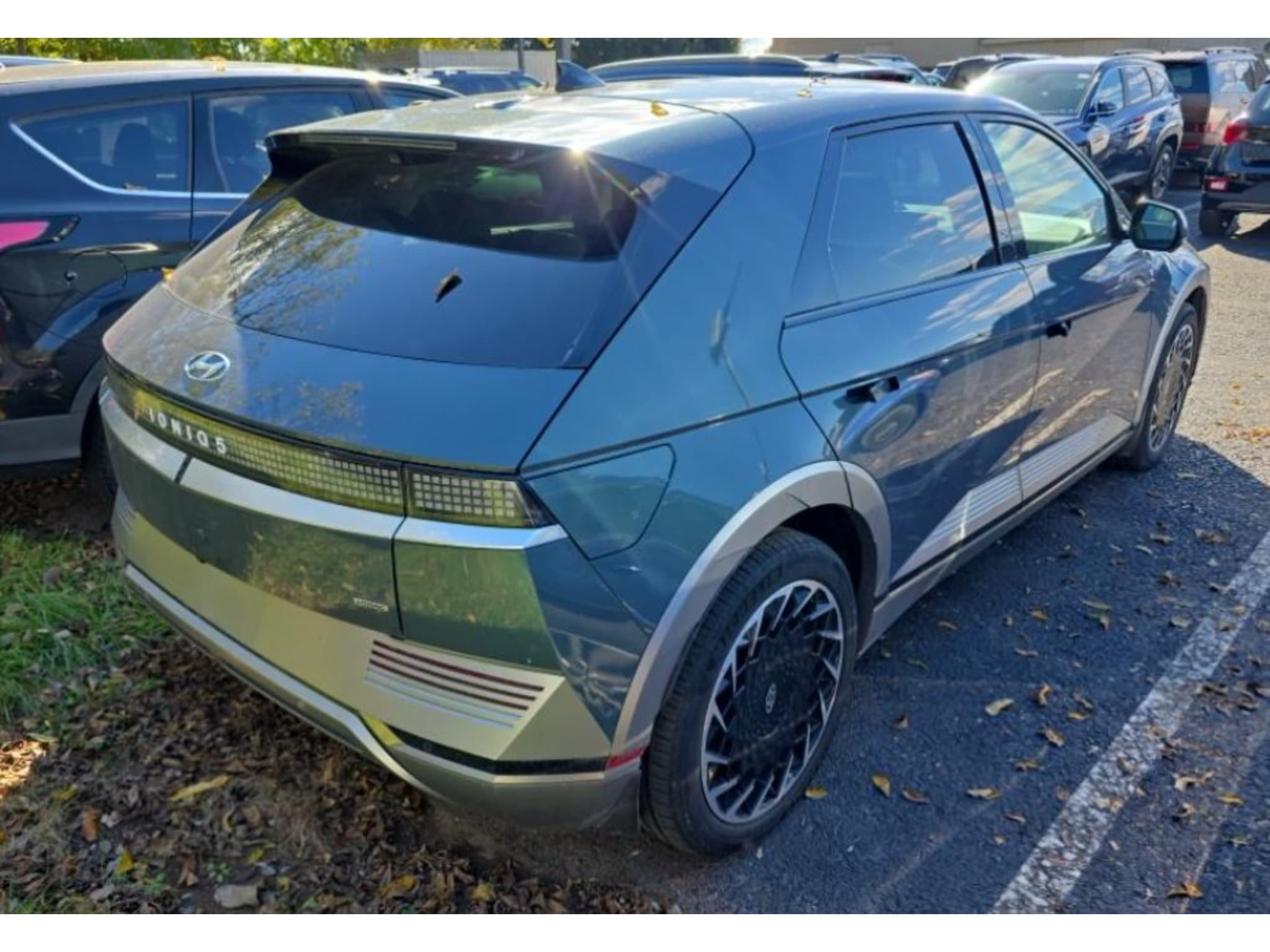 2024 Hyundai IONIQ 5 view 4