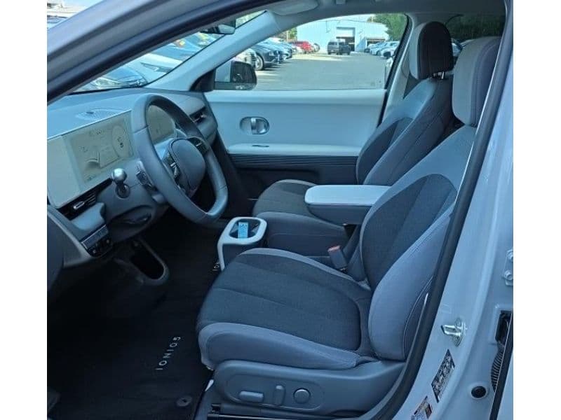2024 Hyundai IONIQ 5 view 5