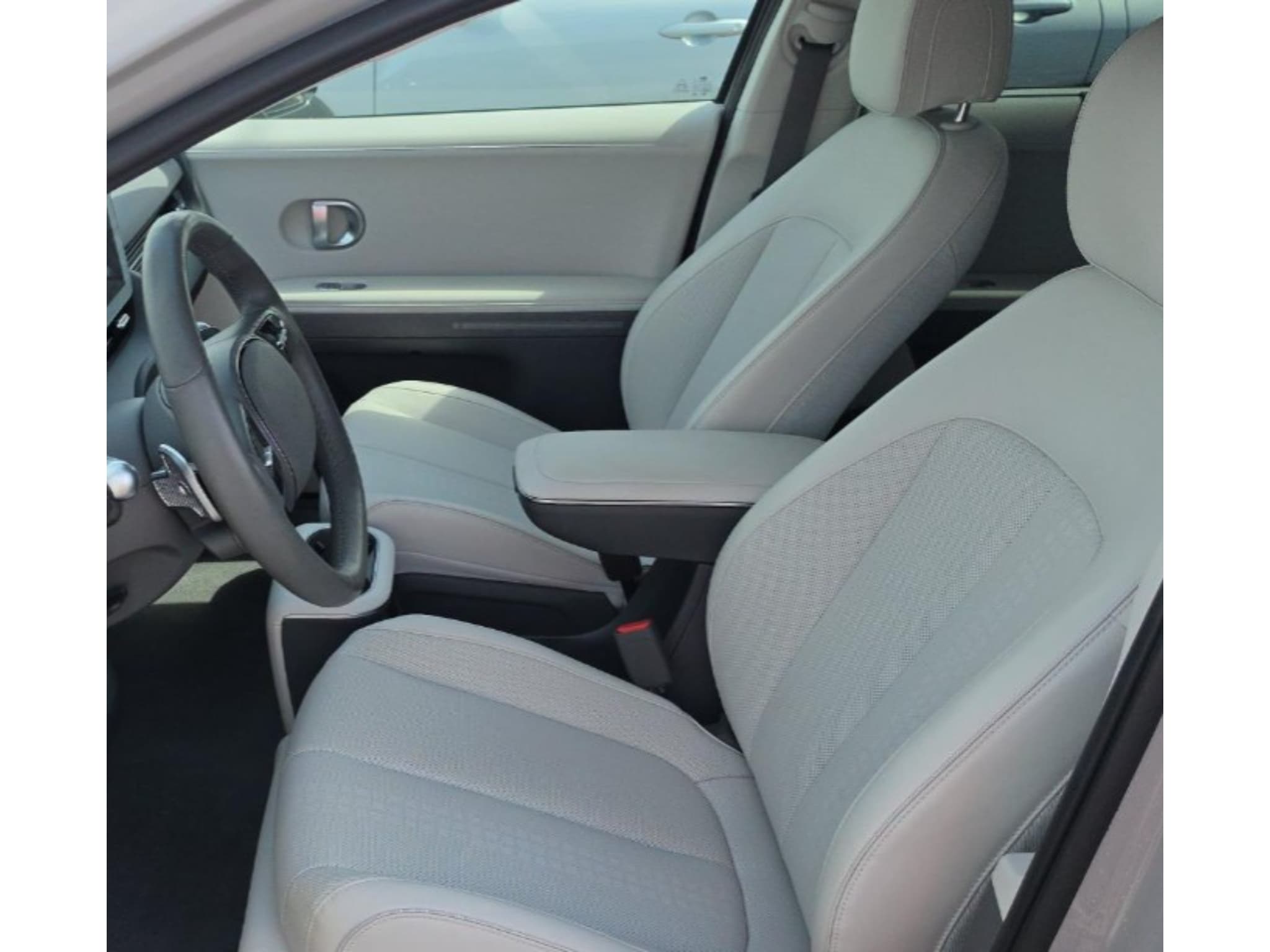 2024 Hyundai IONIQ 5 view 5