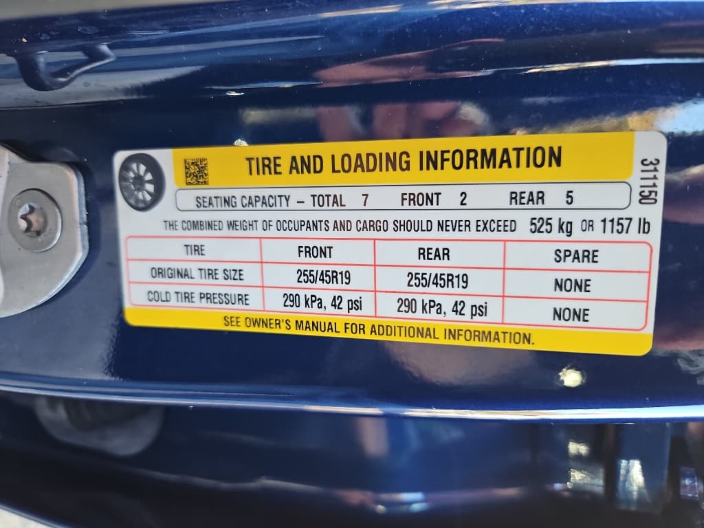 2022 Tesla Model Y view 23