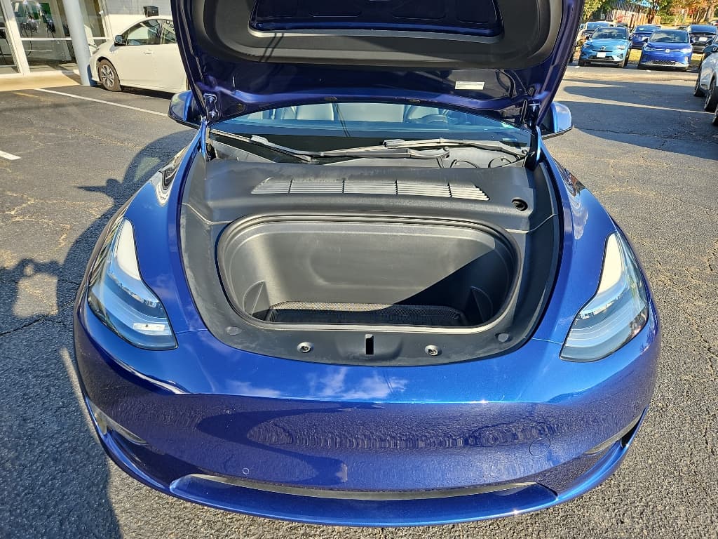 2022 Tesla Model Y view 20