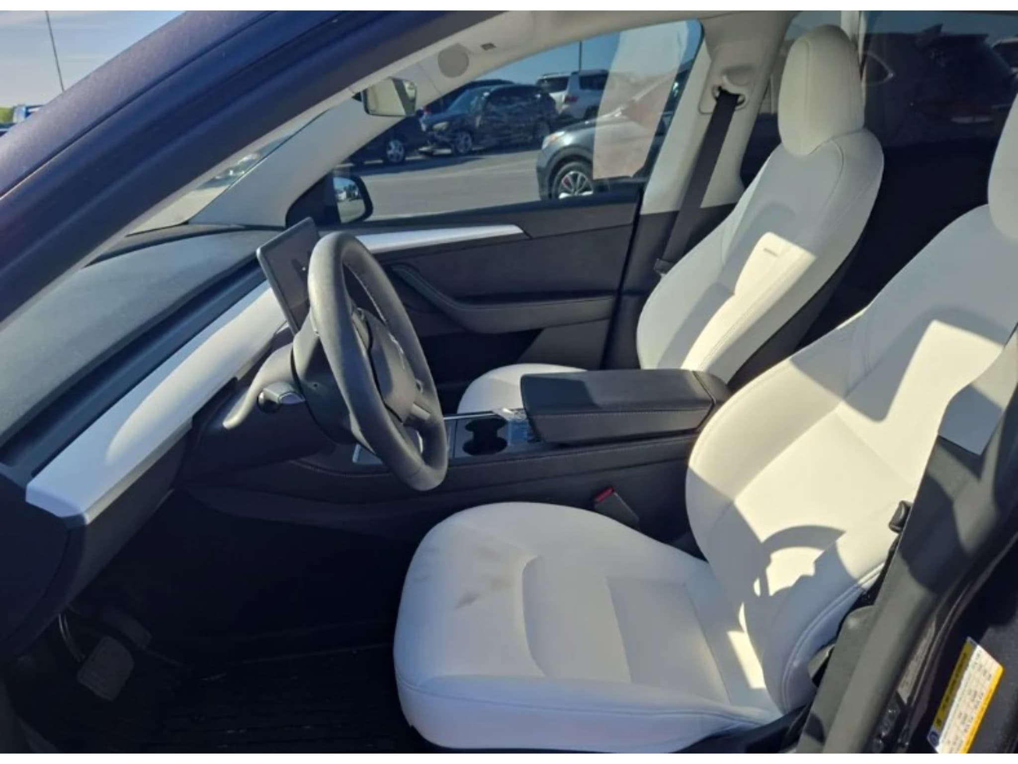 2024 Tesla Model Y view 5