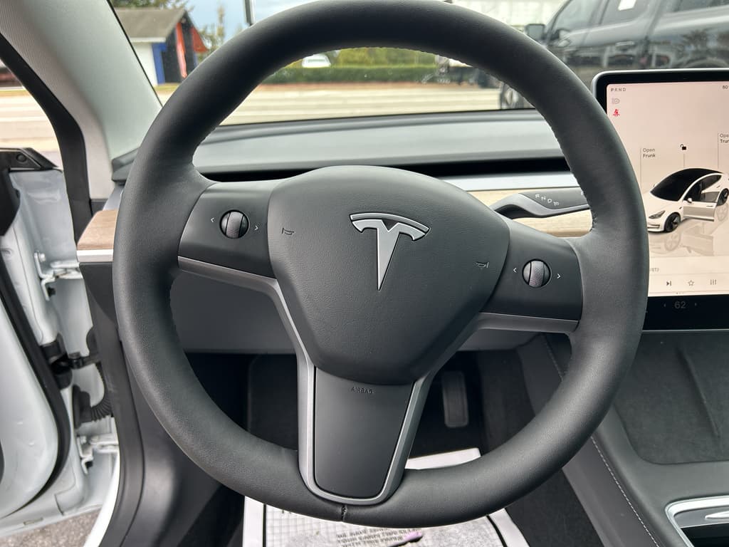 2022 Tesla Model 3 view 8