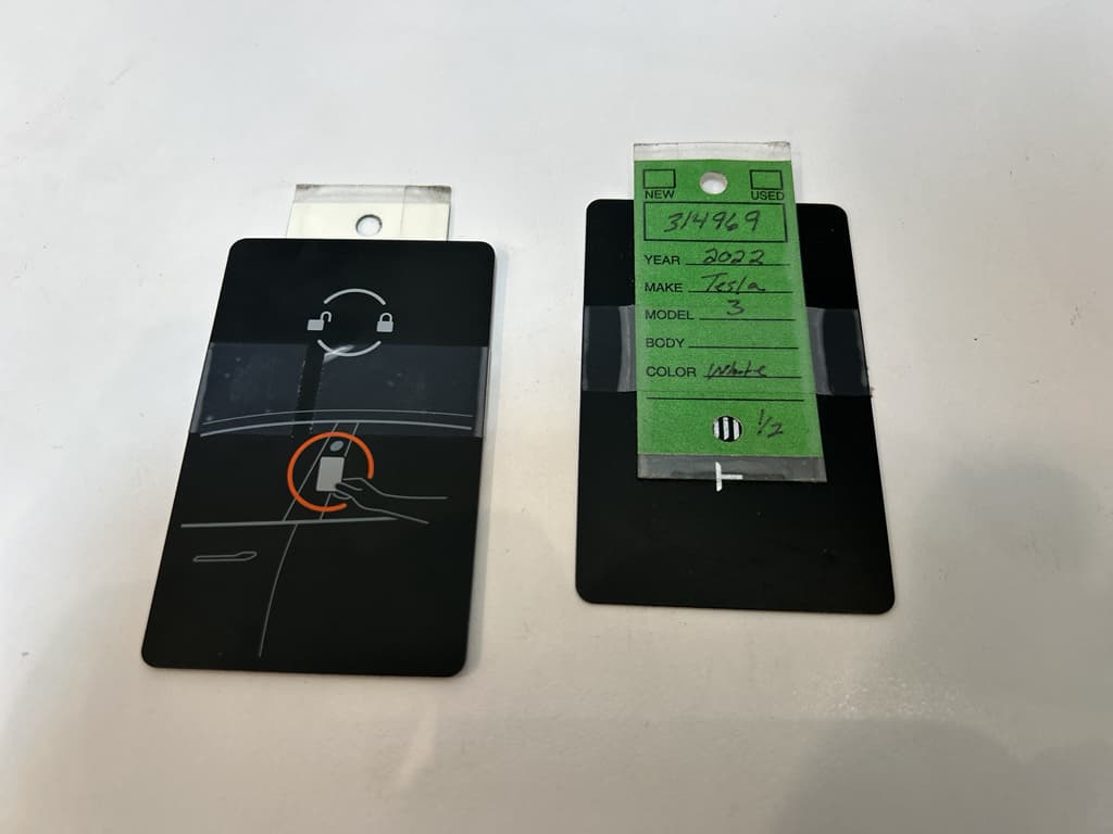 2022 Tesla Model 3 view 17