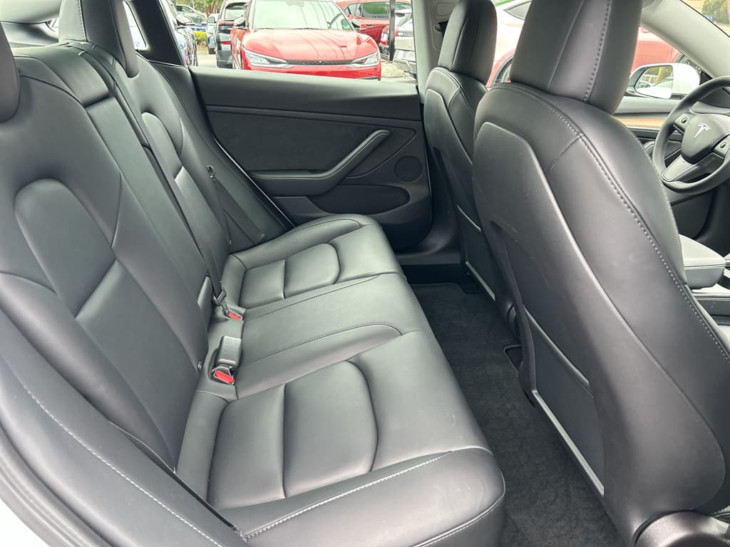 2022 Tesla Model 3 view 20