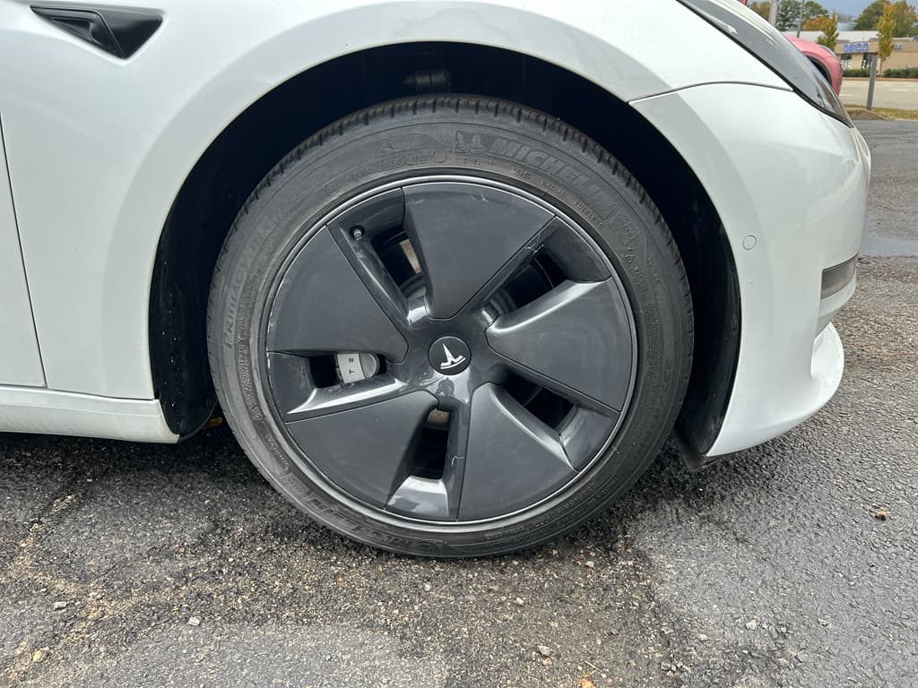 2022 Tesla Model 3 view 25